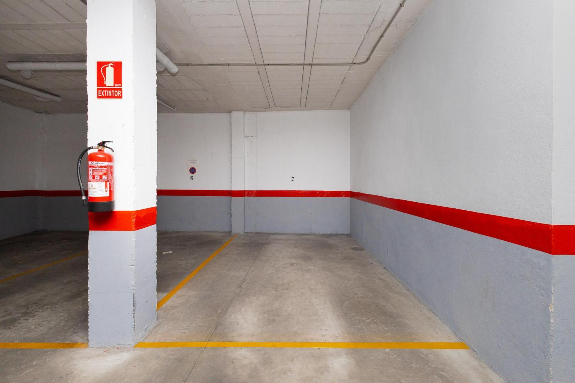 C21 Trendy 2 Bdr & Parking Downtown Apartment Málaga Exterior foto
